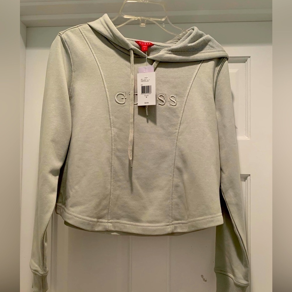 NWT Guess Cropped Hoodie size Medium - Picture 1 of 4